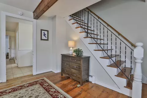 15 Charter St, Exeter, NH 03833 photo 3