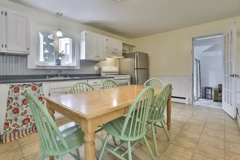 15 Charter St, Exeter, NH 03833 photo 7