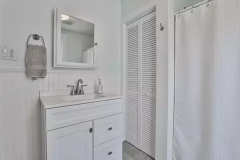 15 Charter St, Exeter, NH 03833 photo 12