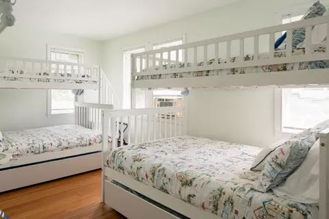 57 Oak St, Wareham, MA 02571 photo 17