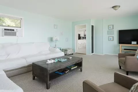 57 Oak St, Wareham, MA 02571 photo 9
