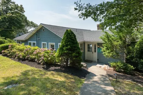 57 Oak St, Wareham, MA 02571 photo 7
