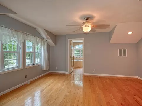 Bedroom - 419 Central Tpke, Sutton, MA 01590 photo 4 of 4
