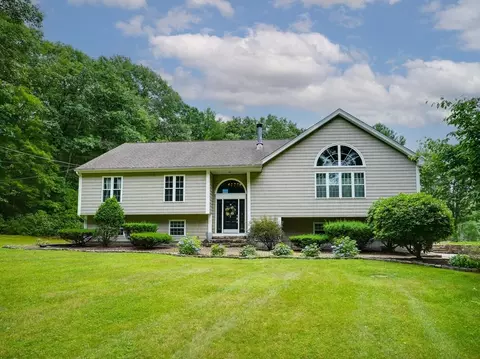 419 Central Tpke, Sutton, MA 01590