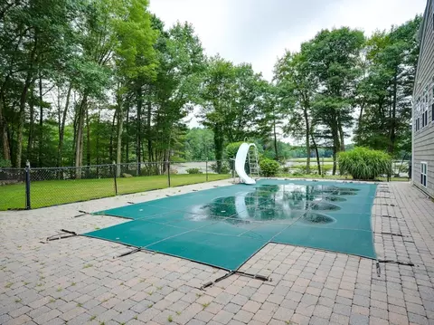 Exterior - 419 Central Tpke, Sutton, MA 01590 photo 3 of 5