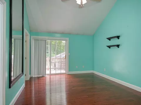Bedroom - 419 Central Tpke, Sutton, MA 01590 photo 1 of 4