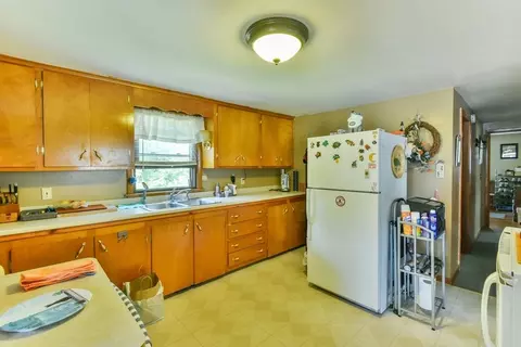 4 Marshall Ter, Dudley, MA 01571 photo 28