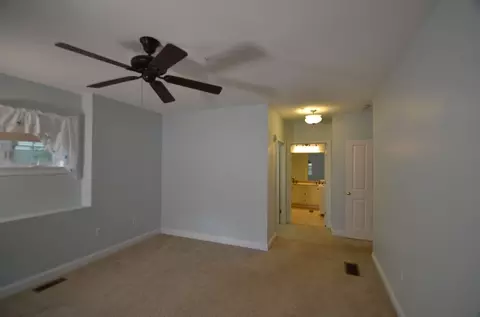 100 Kirkbride Dr #122, Danvers, MA 01923 photo 7