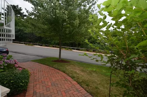 100 Kirkbride Dr #122, Danvers, MA 01923 photo 5