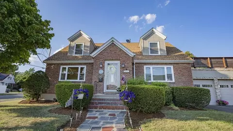 50 Vinal St, Revere, MA 02151