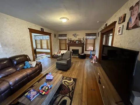 125 Barlow St, Fall River, MA 02723 photo 13