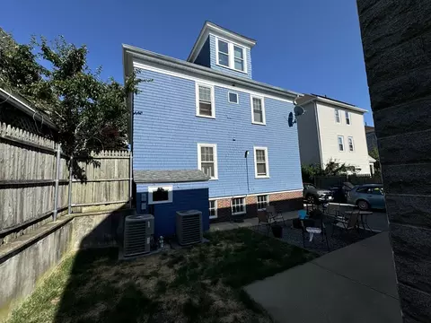 125 Barlow St, Fall River, MA 02723 photo 8