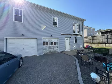 125 Barlow St, Fall River, MA 02723 photo 10