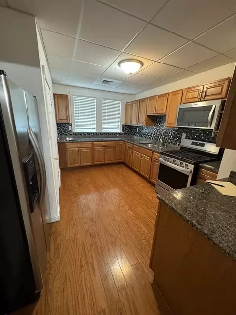 125 Barlow St, Fall River, MA 02723 photo 25