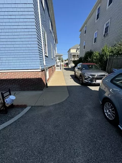 125 Barlow St, Fall River, MA 02723 photo 6