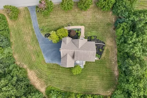 View/Area - 4 Ryan Farm Rd, Windham, NH 03087 photo 1 of 1