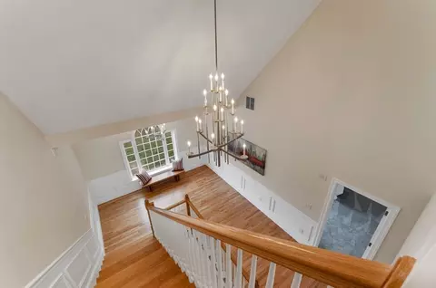 Entry Way - 4 Ryan Farm Rd, Windham, NH 03087 photo 2 of 4