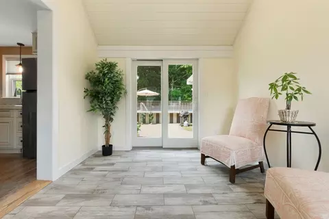 2 Bradley Rd, Danvers, MA 01923 photo 12