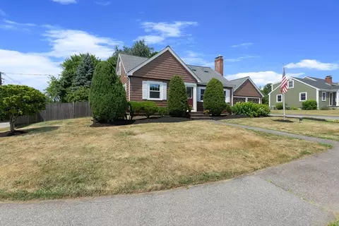 2 Bradley Rd, Danvers, MA 01923 photo 2