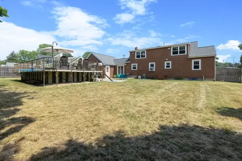 2 Bradley Rd, Danvers, MA 01923 photo 4