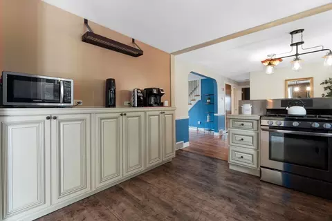 2 Bradley Rd, Danvers, MA 01923 photo 13