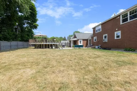 2 Bradley Rd, Danvers, MA 01923 photo 5