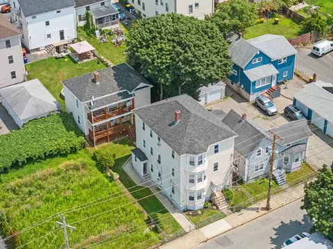 502-506 Alden, Fall River, MA 02723