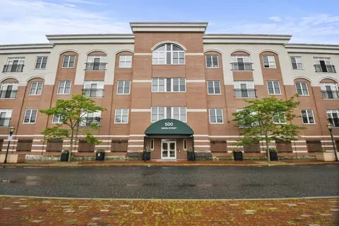 500 Union St #5407, Westborough, MA 01581