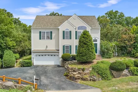 208 Falls Blvd, Quincy, MA 02169