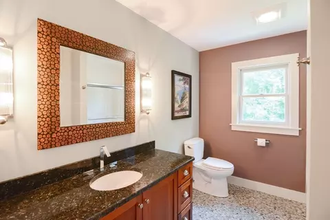 Bath - 12 Rebekah Ln, Sutton, MA 01590 photo 2 of 4