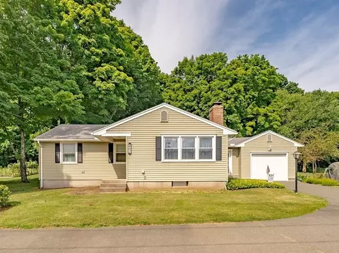 451 N Westfield, Agawam, MA 01030