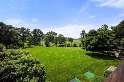 259 South St, Medfield, MA 02052