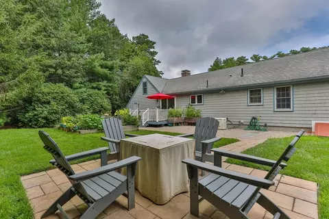 51 Poplar Dr, Barnstable, MA 02655