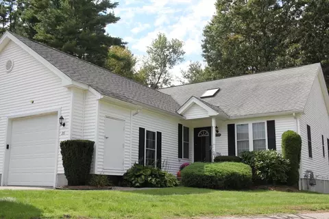 20 Hitchin Post Ln #20, Uxbridge, MA 01569