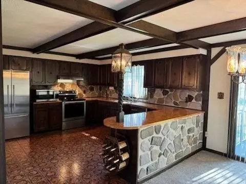 169 N Marion St, Fall River, MA 02723 photo 5
