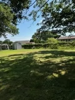 169 N Marion St, Fall River, MA 02723 photo 3
