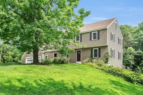 290 Howard St, Lunenburg, MA 01462