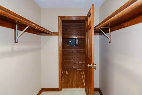 63 Washington St, Mendon, MA 01756 photo 17