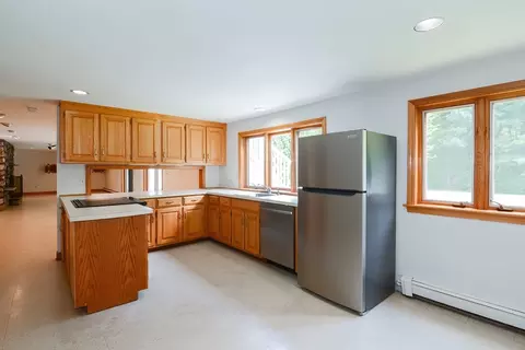 63 Washington St, Mendon, MA 01756 photo 23