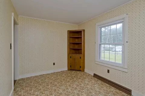 723 Ryan Rd, Northampton, MA 01062 photo 24