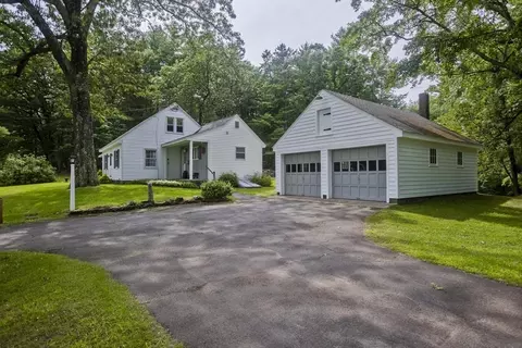 723 Ryan Rd, Northampton, MA 01062 photo 2