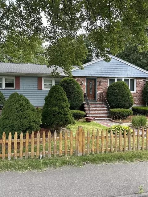 52 Fitch Ter, Randolph, MA 02368