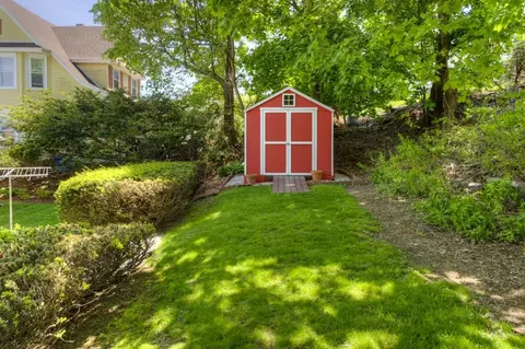 Exterior - 40 Marsh Ave, Worcester, MA 01606 photo 5 of 11