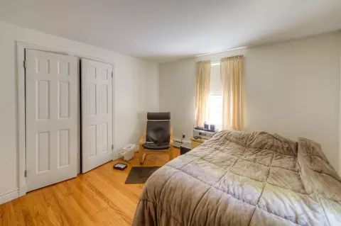 Bedroom - 40 Marsh Ave, Worcester, MA 01606 photo 4 of 7