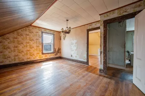 Bedroom - 545 Second St, Fall River, MA 02721 photo 3 of 4