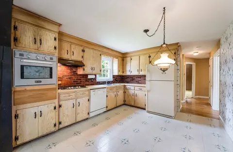 32 Stromquist, Lowell, MA 01852 photo 8