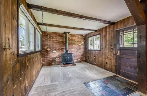 32 Stromquist, Lowell, MA 01852 photo 4
