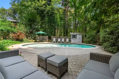 60 Pine St, Dover, MA 02030 photo 4