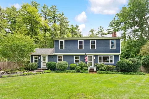 22 Hawthorne Rd, Kingston, MA 02364