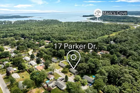 17 Parker Dr, Wareham, MA 02571 photo 2